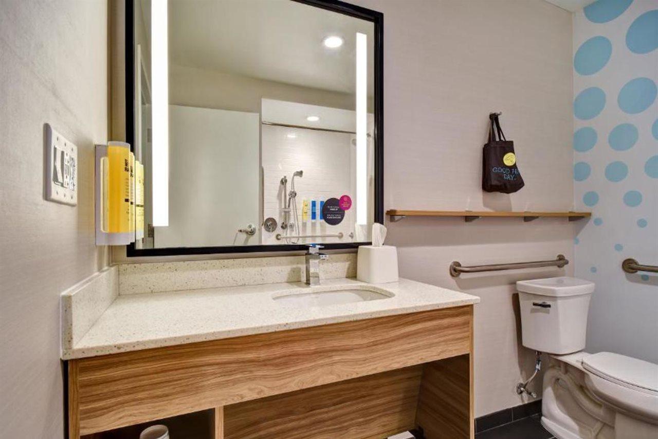 Tru By Hilton Raleigh Durham Airport Hotel Morrisville Exterior photo