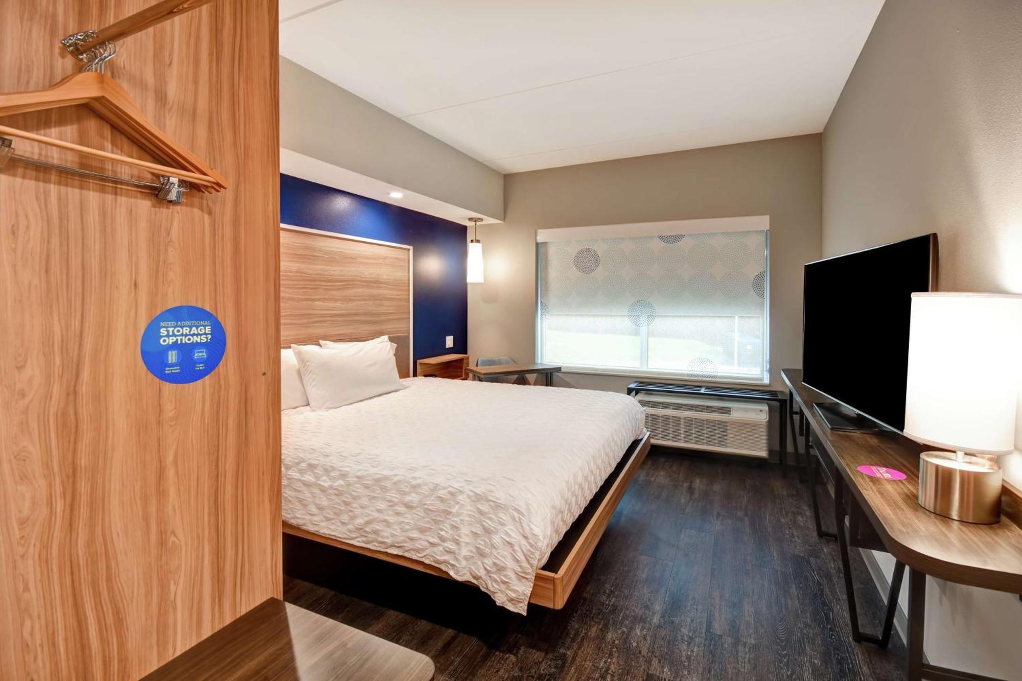 Tru By Hilton Raleigh Durham Airport Hotel Morrisville Exterior photo