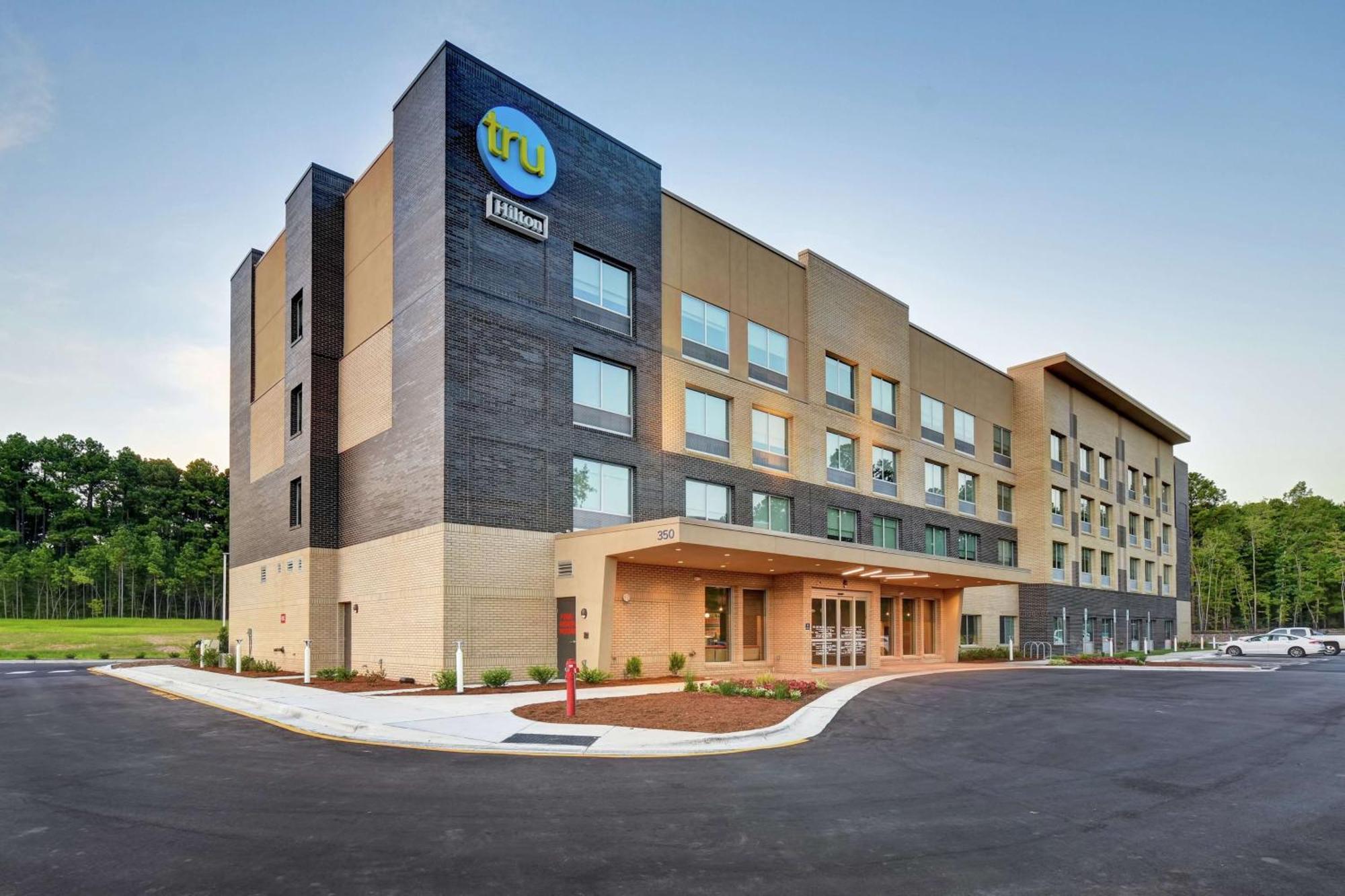 Tru By Hilton Raleigh Durham Airport Hotel Morrisville Exterior photo